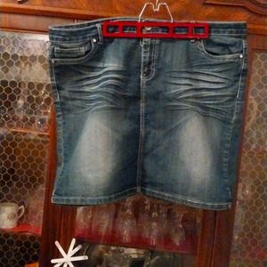 Short Denim skirt